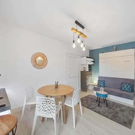 Apartment Cocon Bleu #confort # Calme #centre #parking Facile