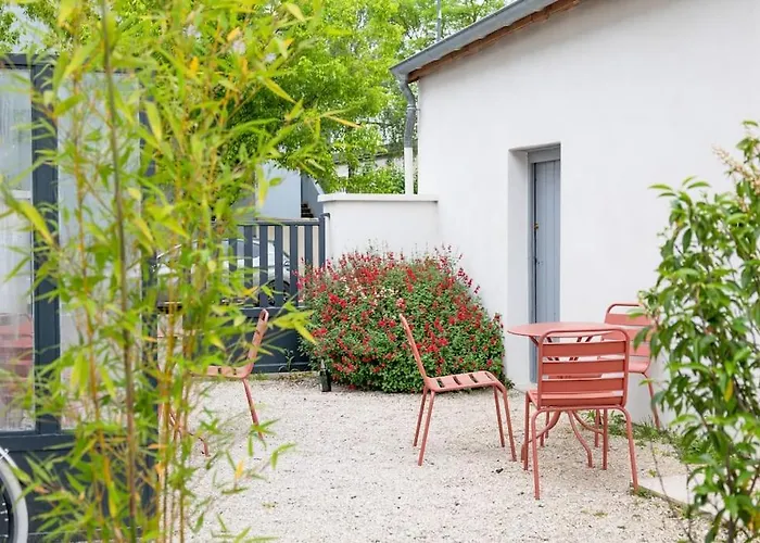 Cocon Bleu #confort # Calme #centre #parking Facile * Beaune (Cote d'Or)